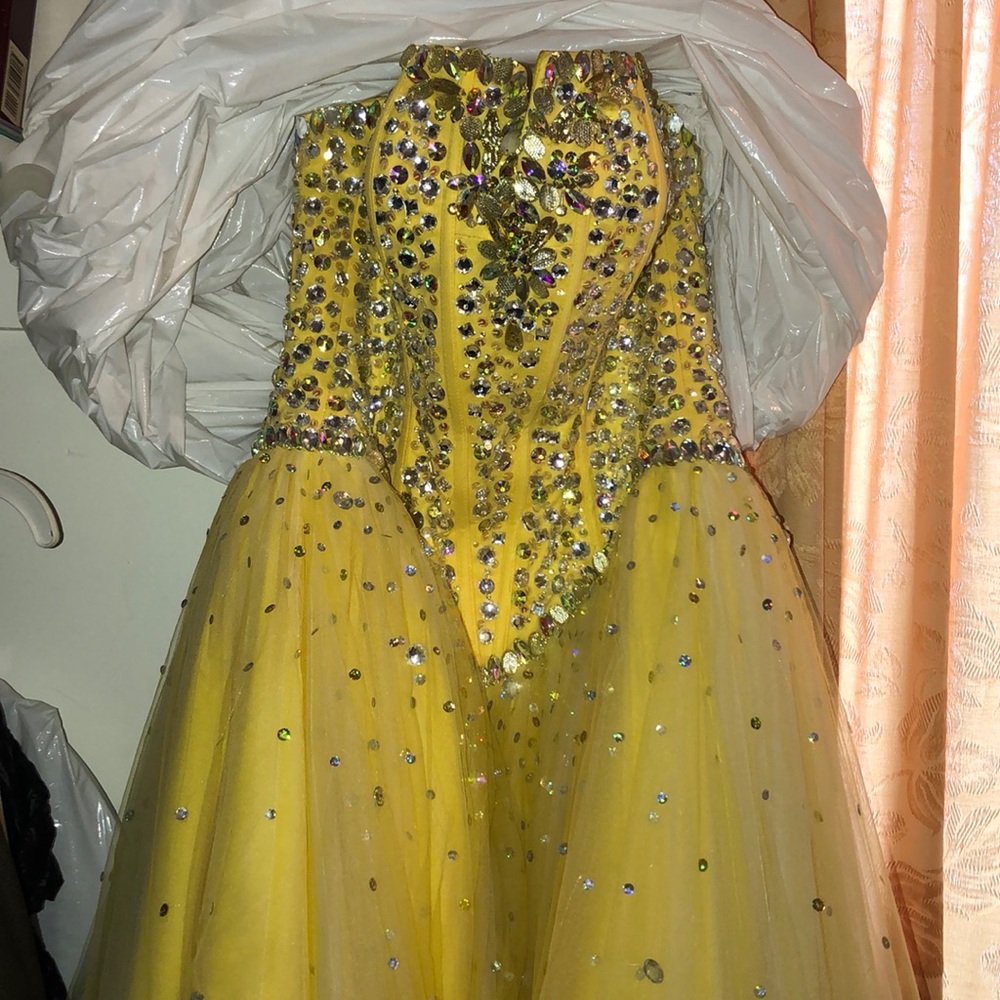 Sweet 16 dress